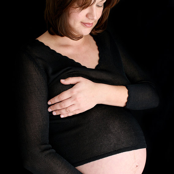 Juanne McNaught - Maternity Photographer